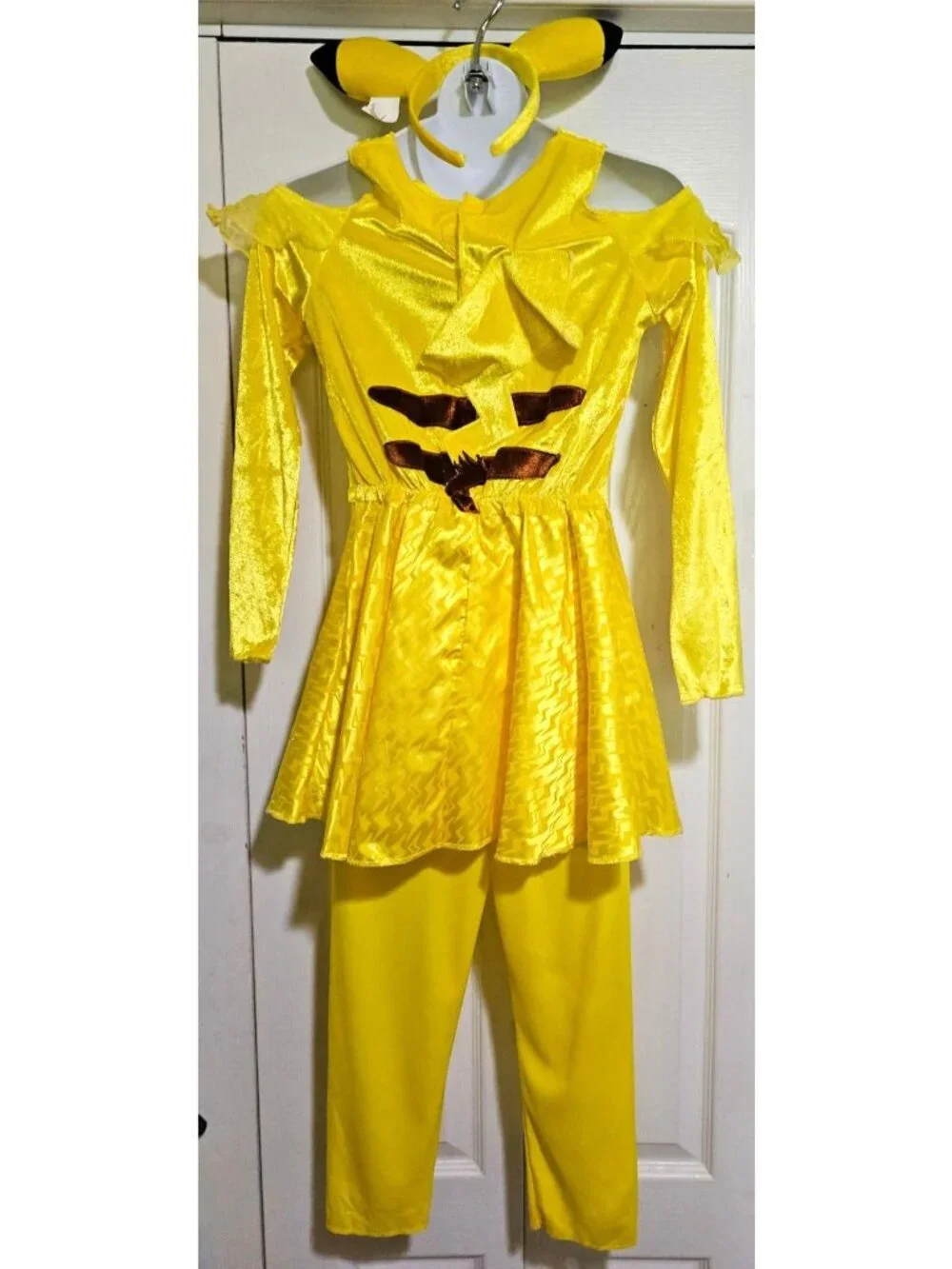 Pokemon Pikachu Deluxe Costume Girls 7-8 Dress Headband Ears Tail Disguise